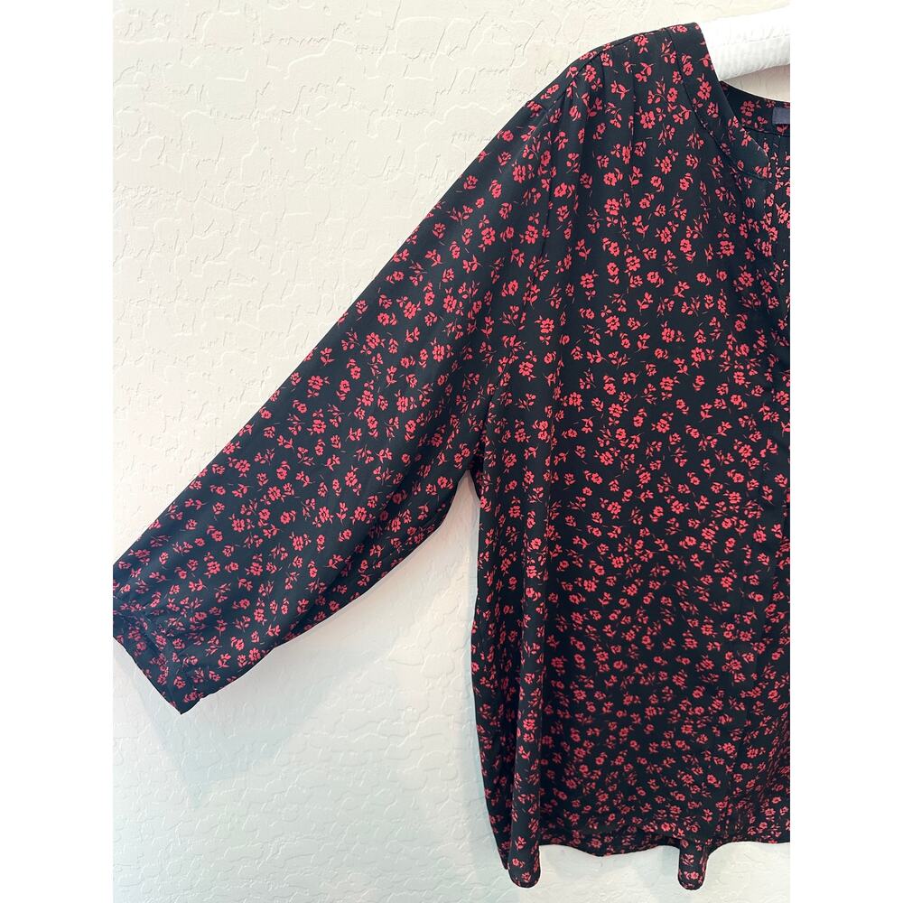 NYDJ Black Red Floral Split Neck Blouse 3/4 Sleeve Pleated Top Office Large - Picture 4 of 7